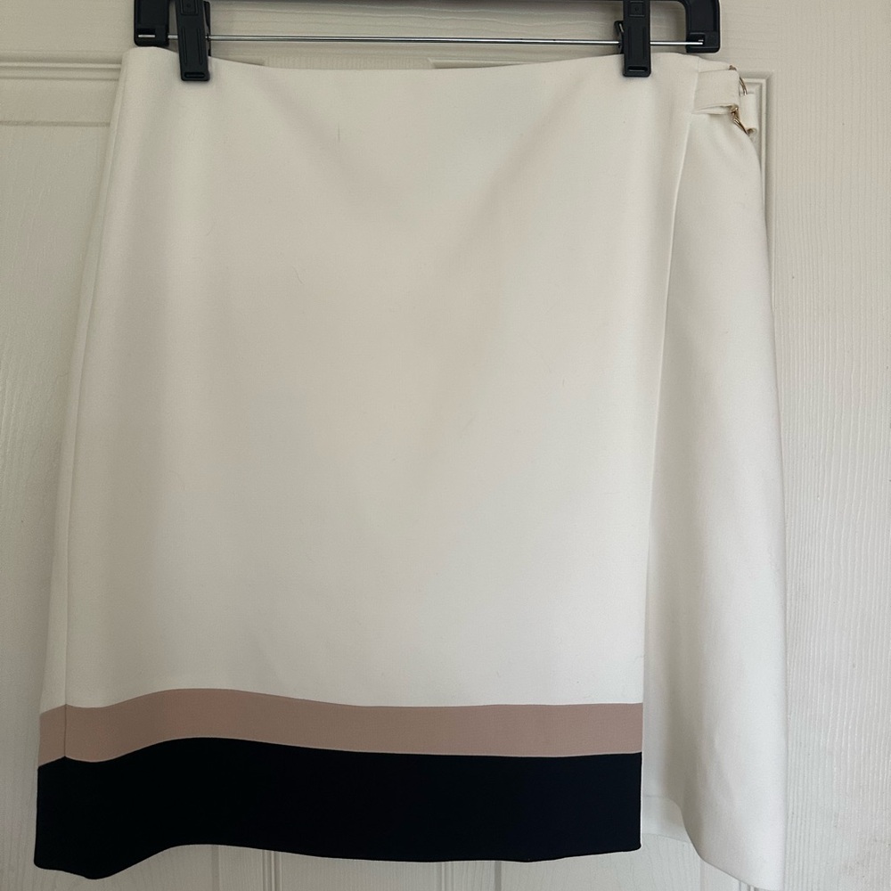 New White House Black Market ivory Black and Tan skirt  8